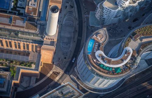 Nine Elms Hotel | art'otel London Battersea Power Station, Powered by Radisson Hotels