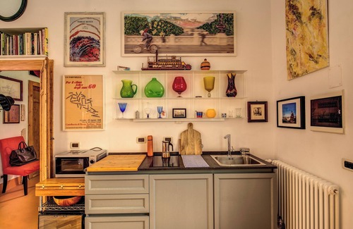 Rione V Ponte Apartment | Art Suite Monserrato