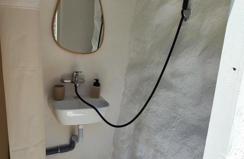 Paraga Cabin | Artemis cottage