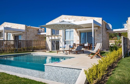 Nikita Villa | ArtHill eco villas - Villa Louiza with private pool and sea view