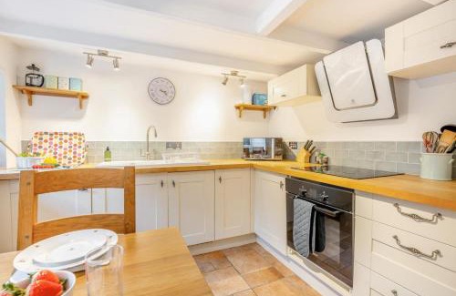 Kirkcudbright House | Artist Cottage - Kirkudbright