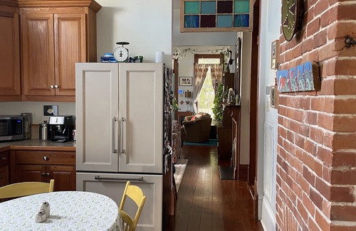 Faubourg Delachaise House | Artist's Abode in Uptown with bikes- Double Shotgun Style