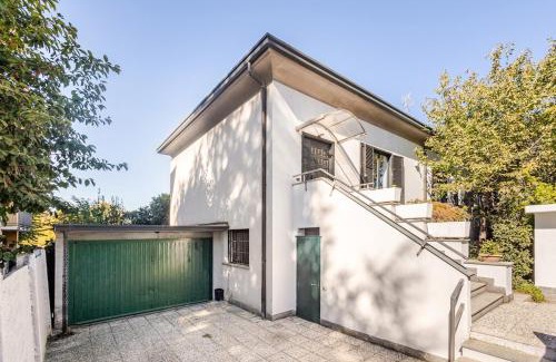 Legnano Villa | Artist Villa