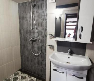 Veliko Tarnovo House | Arts Guest House -Beautiful villa for 6 persons