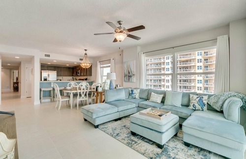 Ocean View Halifax Estates Condo | Aruba Unit 802 Brand new in 2021 - 4 BR Direct Oceanfront Condo - Large Balcony