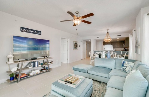 Ocean View Halifax Estates Condo | Aruba Unit 802 Brand new in 2021 - 4 BR Direct Oceanfront Condo - Large Balcony