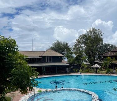 Pulau Perhentian Besar Resort | Arwana Beach Resort - BS