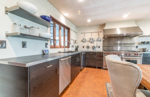 Marietta House | As seen on Netflix - Luxury Home - The Cobra Kai Mansion | 8500 Sq.ft. | Commercial Kitchen | Pool