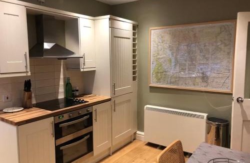 Staveley House | Ashdene Cottage with secure 'sun trap' garden