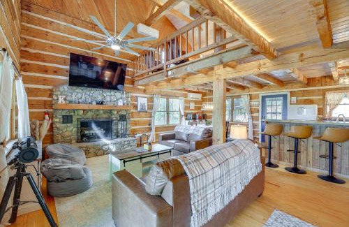 Warrensville House | Ashe County Log Cabin Mountain-View Deck, Sauna