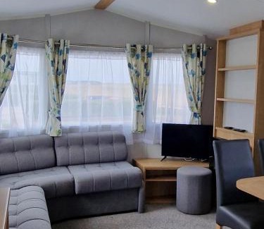 Selsey Apartment | Ashleigh Cozy 2 Bed Caravan at West Sands Holiday Park