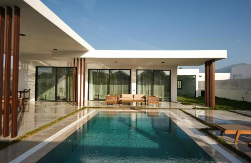 Ciftlik Villa | Ashta Suites/Zen Suite