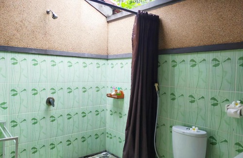 Pemuteran House | Asih Homestay