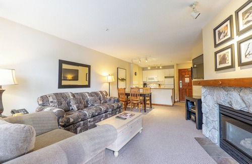 Upper Village Condo | Aspens #110 Prime Ski-in Ski-out Location! Pool, Hot tubs, BBQ, sleeps 4