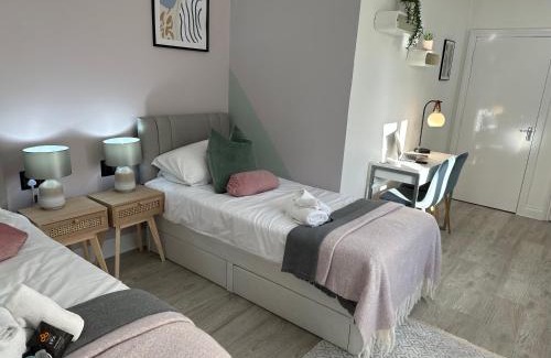 Bournemouth Apartment | ASPIRE HOLIDAY HOMES