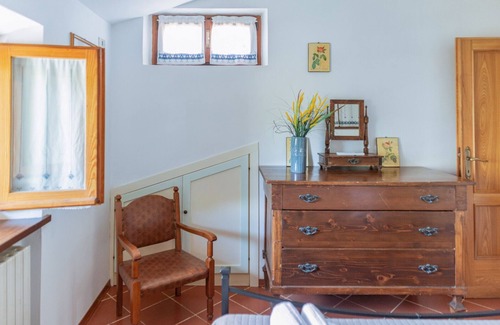 Palazzo Apartment | Assisi Green Country Apt with parking & Netflix