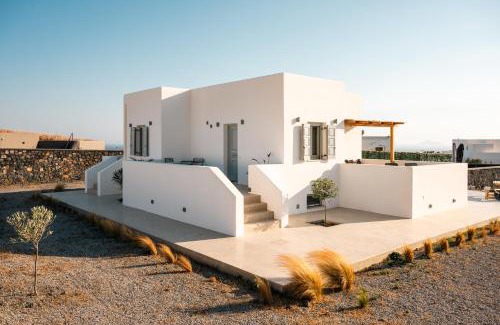 Santorini Apartment | Assyr A - Santorini Cozy Cycladic Retreat