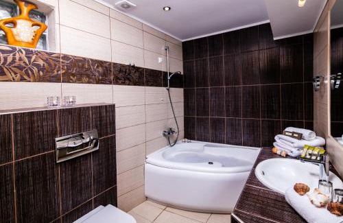 Potos Hotel | Astir Notos