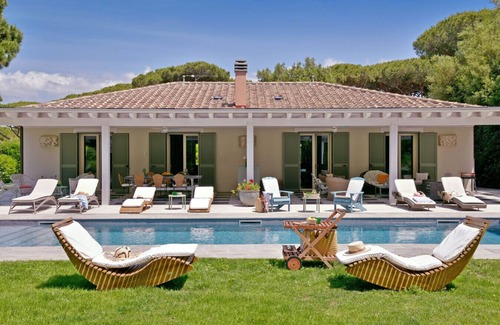 Marina di Bibbona Villa | Astonishing beachfront villa with private garden