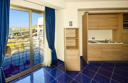 Cefalu Hotel | Astro Suite