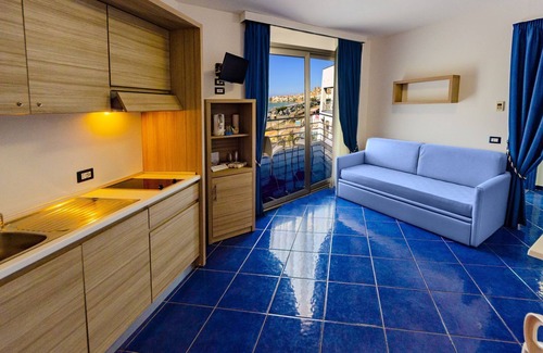 Cefalu Hotel | Astro Suite
