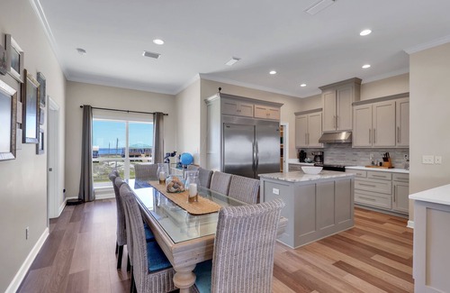 Dauphin Island House | At Last | Beach Front. Tons of amenities! Beautiful!