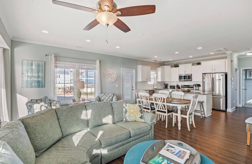 North Topsail Beach House | At Last - Oceanfront - 5 Bed, 4 Bath - Pool, Hot Tub, Elevator & Backyard