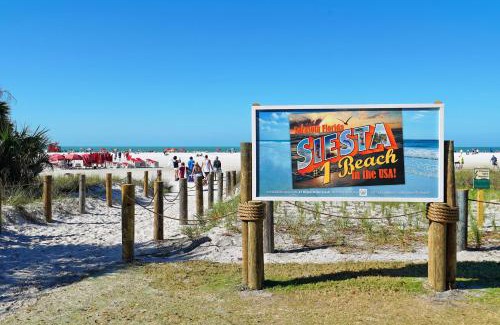 Siesta Key Village House | At Sun Sea Terrace - 300 (PH)