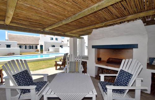 Kareeberg Apartment | At The Beach II