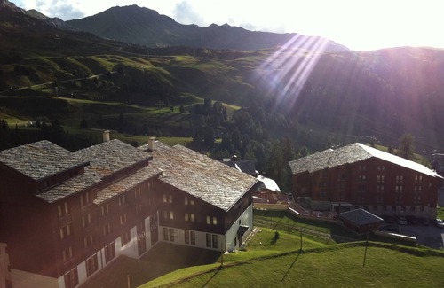 Belle Plagne Apartment | At the foot of the slopes, beautiful duplex, 2 bedrooms, sleeps 6, 7th floor, parking