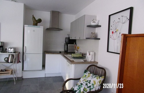 Villenave-d'Ornon House | At the foot of the streetcar warm house with garden for 2 p