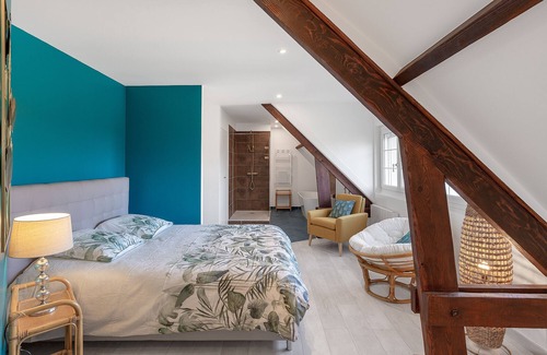 Savignies Bed & Breakfast | At the raw estate