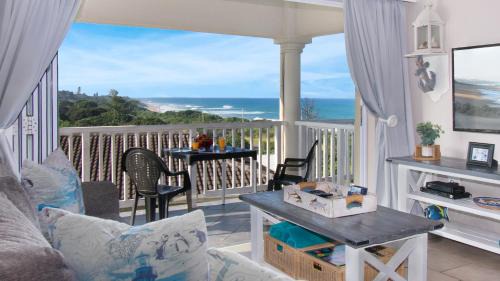 Melville Apartment | At Umzumbe Beach Apartments, Mangrove Beach Estate, Banana Beach