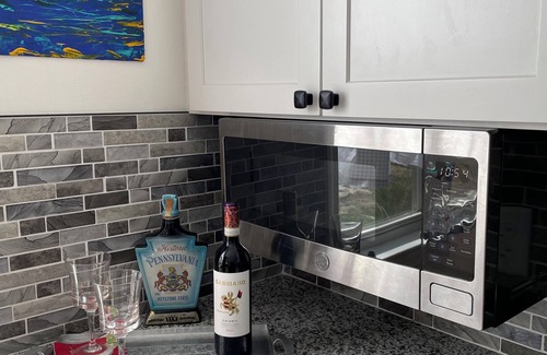 Malvern House | Atelier de Leiper is a Malvern 3 bedroom Bungalow on 1/3 acre