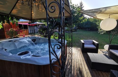 Hermitage-Tournonais-Herbasse-Pays de Saint-Felicien House | Atelier du Philosophe