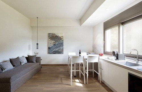 Kallithea Apartment | Athens Hill - Executive Apartment with Balcony