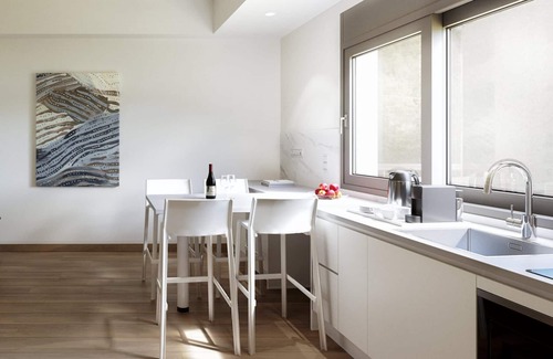 Kallithea Apartment | Athens Hill - Executive Apartment with Balcony