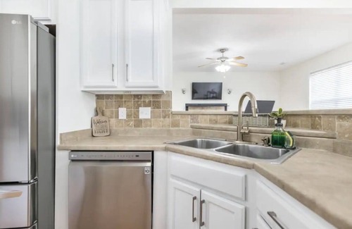 Warner Robins House | AtHome+1 Stay | Spacious 3BR | Above Ground Pool