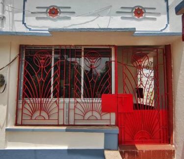 Bolpur Apartment | ATITHI HOMESTAY - Entire 2BHK in Central Bolpur with Private Parking - Pet Friendly