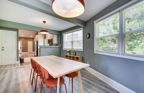 Atlanta House | Atlanta Vacation Rental w/Deck: 4 Mi to Downtown!