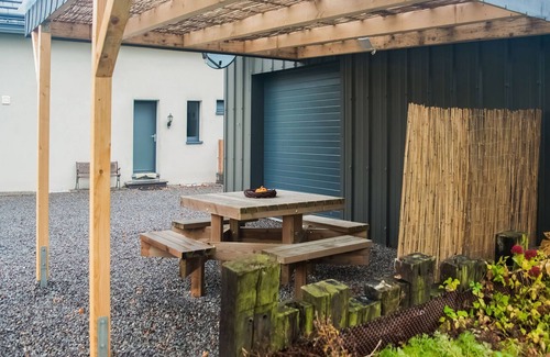 Buellingen House | Atmospheric Holiday Home in Büllingen with Infrared Sauna