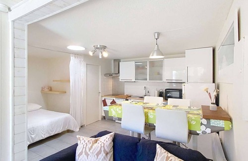 Lacanau-Ocean House | Attached house 4 people under the pine, Lacanau Ocean