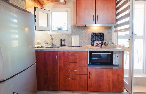 Nees Pagases House | Attic Suite in Alykes