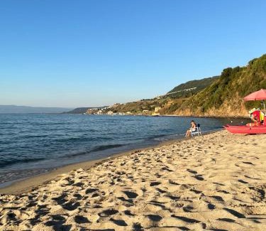 Vibo Marina Apartment | Attico con terrazza sul porticciolo turistico di Vibo Marina