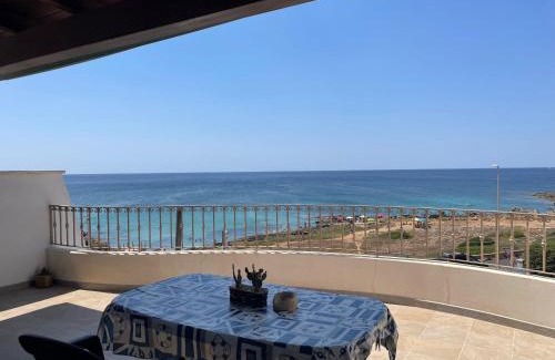 Torre San Giovanni Apartment | Attico Fronte Mare Salento