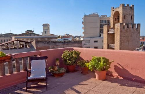 Oristano Apartment | Attico in centro con vista della torre - Cozy penthouse facing to the tower