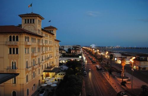 Viareggio Apartment | Attico