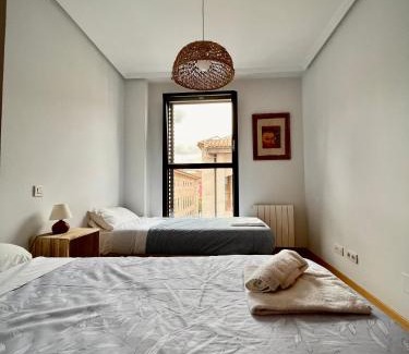 Burgos Apartment | Atuaire Home Cordón 3 centro Histórico Parking Incluido
