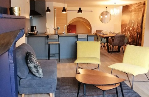 Gencay Apartment | Atypical apartment in the heart of Gençay