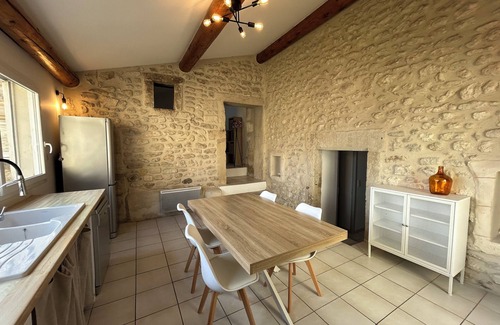 Montsegur-sur-Lauzon House | Atypical village house with terrace and garden near Grignan.